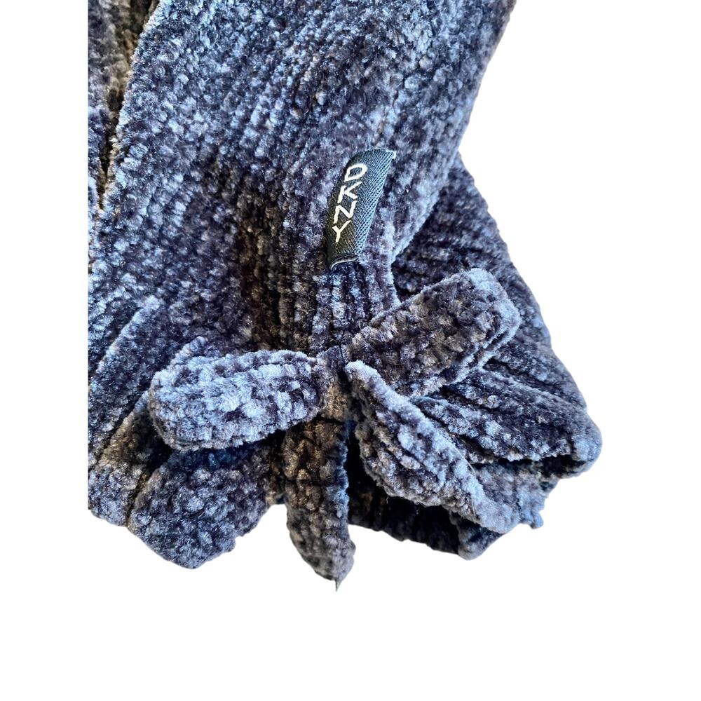 DKNY Sweater And Pants Set Size 12m - Picture 5 of 8